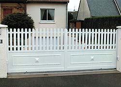 Portail en fer forgé