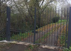 Portail en fer forgé